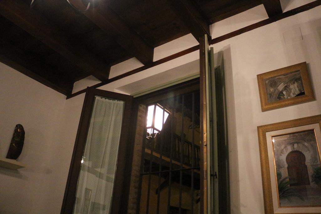 Apartamento Homelife El Temple Толедо Стая снимка